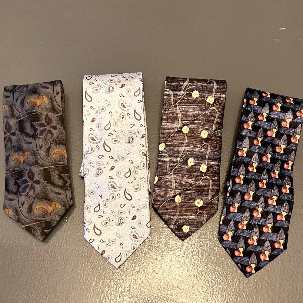 Ermenegildo Zegna tie bundle of 4. XL